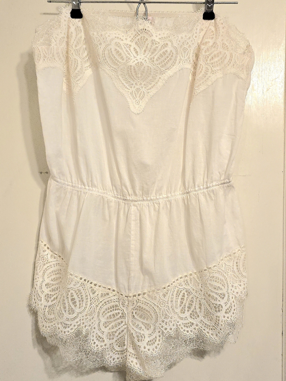Victoria's Secret White Lace Trim Strapless Romper Chemise Dream Angel